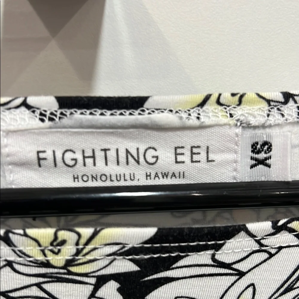 Fighting Eel EUC top Winona Black and White 3/4 Sleeve Blouse - Picture 3 of 4